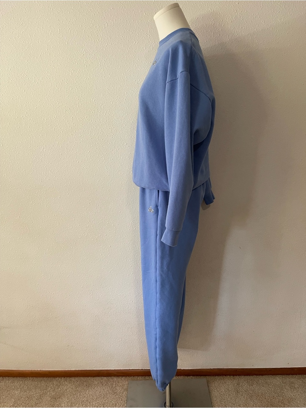 ALO Blue Pullover & Jogger Set - Picture 4 of 10